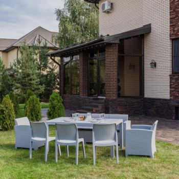 Цвет пластика: светло-серый/Цвет подушек:светло-серый