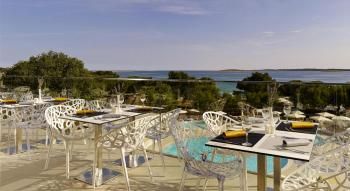 Стул пластиковый ReeHouse Miss Bibi