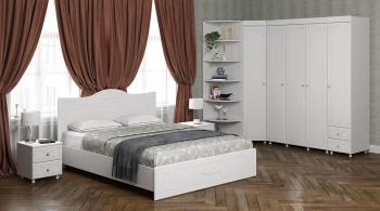 Белое дерево