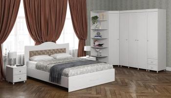 Белое дерево