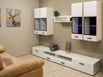 Пенал-витрина Империал Йорк навесная (01), ЛВ