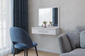 Белое дерево