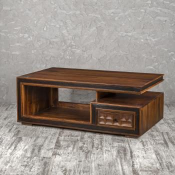 Коричневый