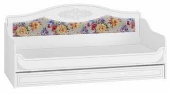 белое дерево