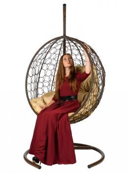 бежевая подушка