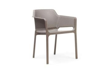 Тортора с серой подушкой