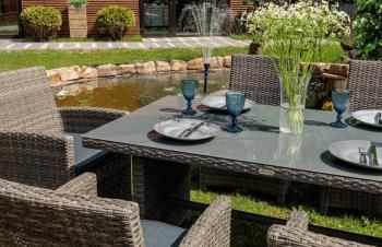 Обеденный комплект ROYAL FAMILY Fiona из искусственного ротанга