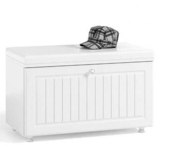 Белое дерево