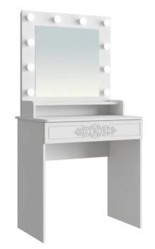 Белое дерево