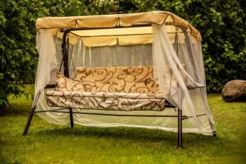 Качели садовые трехместные Ольса Варна тафтинг