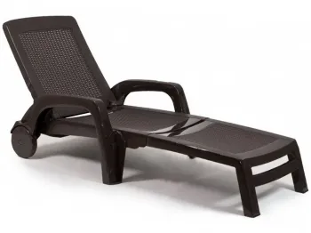 Коричневый